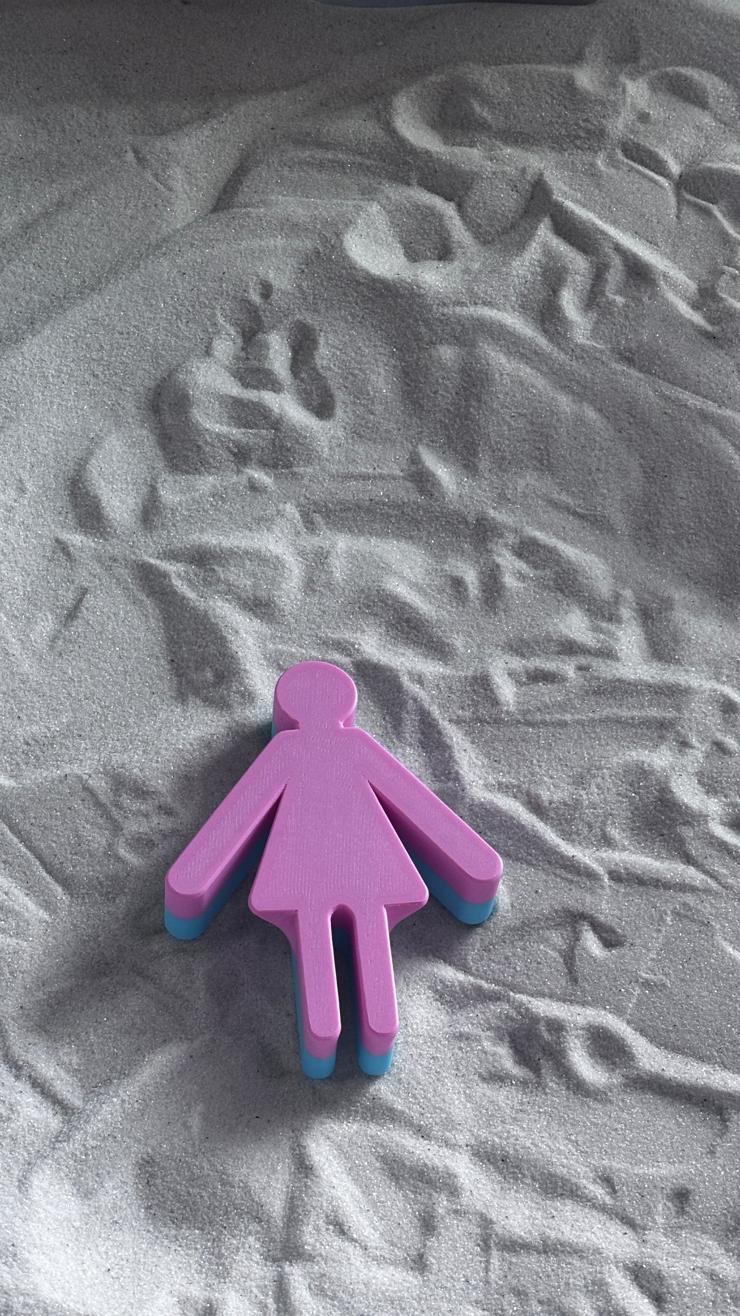 Flippable masculine and feminine figurine