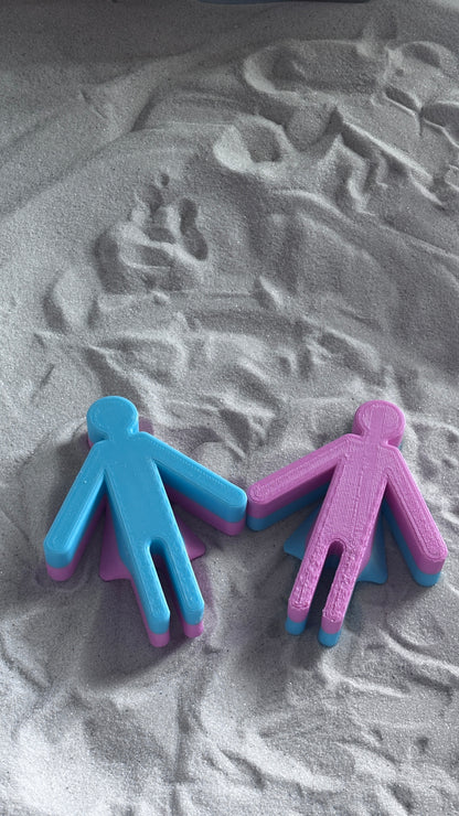 Flippable masculine and feminine figurine